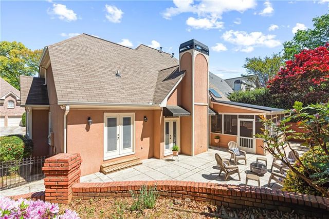 2521 Summeroak Drive, Tucker, GA 30084