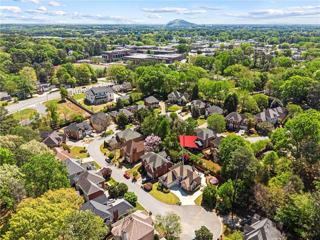 2521 Summeroak Drive, Tucker, GA 30084