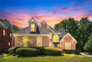 2521 Summeroak Drive, Tucker, GA 30084