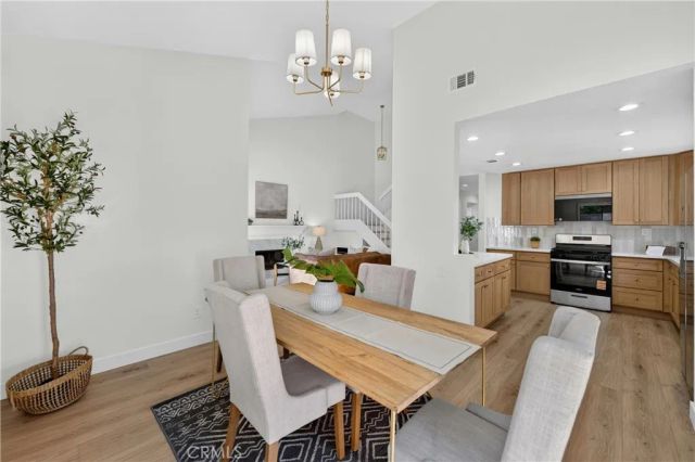 43 Oxbow Creek, Laguna Hills, CA 92653
