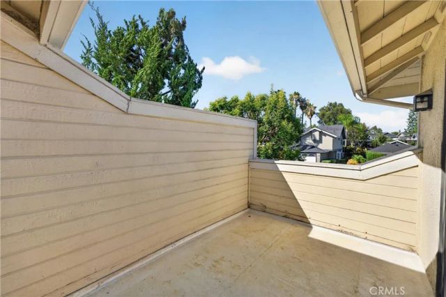 43 Oxbow Creek, Laguna Hills, CA 92653