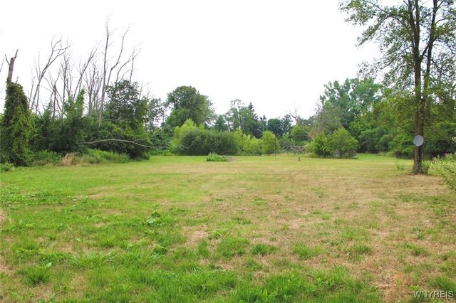 11333 Slade Road, Ridgeway, NY 14103