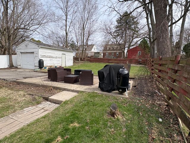 814 Campbell Street, Valparaiso, IN 46385