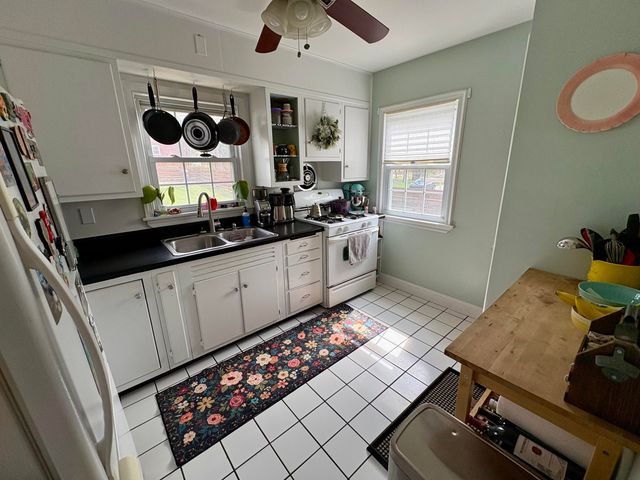 814 Campbell Street, Valparaiso, IN 46385