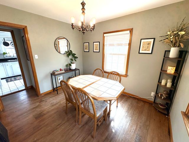 814 Campbell Street, Valparaiso, IN 46385