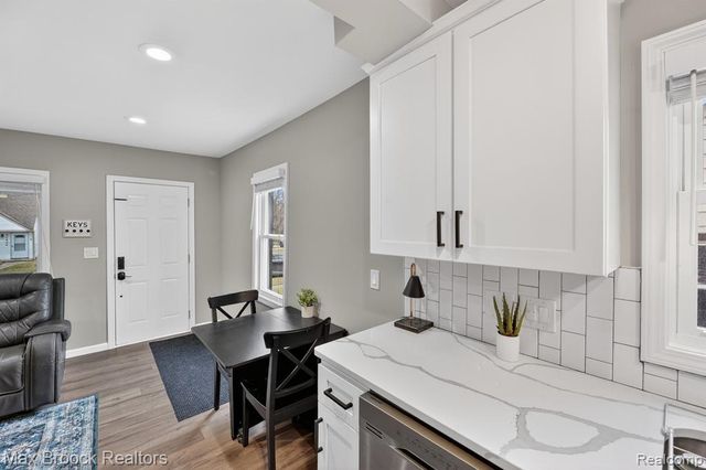 21631 Tulane Avenue, Farmington, MI 48336