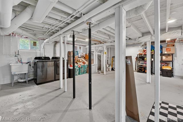 21631 Tulane Avenue, Farmington, MI 48336