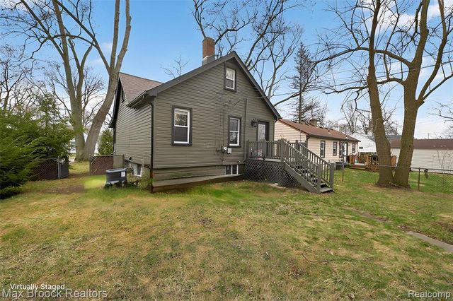 21631 Tulane Avenue, Farmington, MI 48336