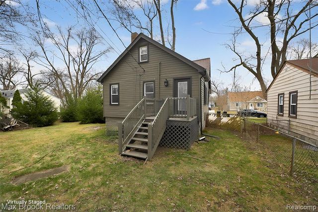 21631 Tulane Avenue, Farmington, MI 48336