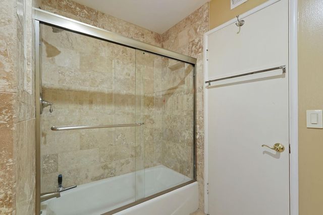 306 Bella Vista Dr, Lodi, CA 95242