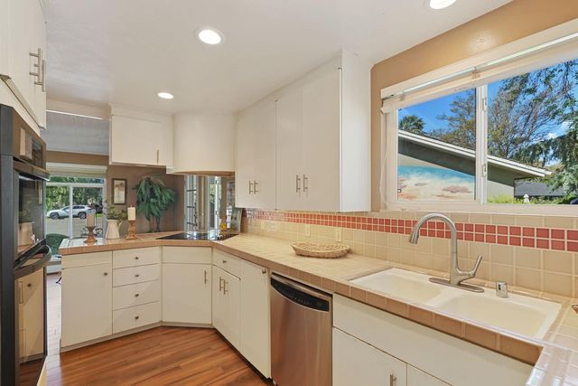 306 Bella Vista Dr, Lodi, CA 95242