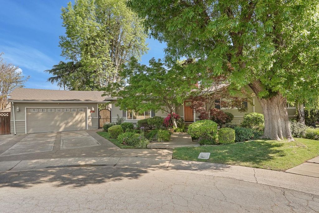 306 Bella Vista Dr, Lodi, CA 95242