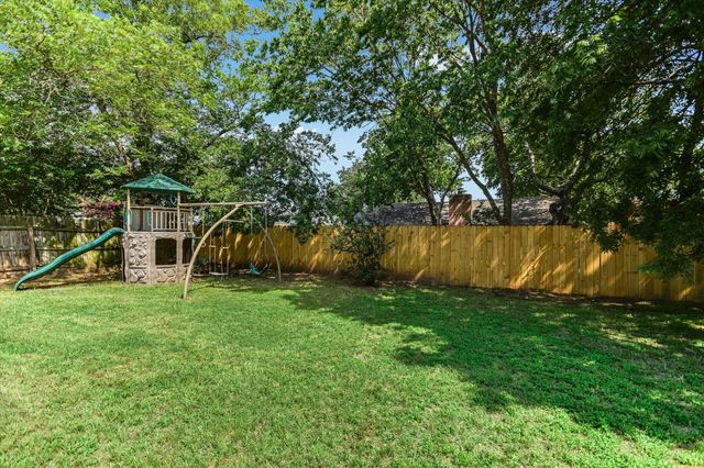 12006 Swallow DR, Austin, TX 78750