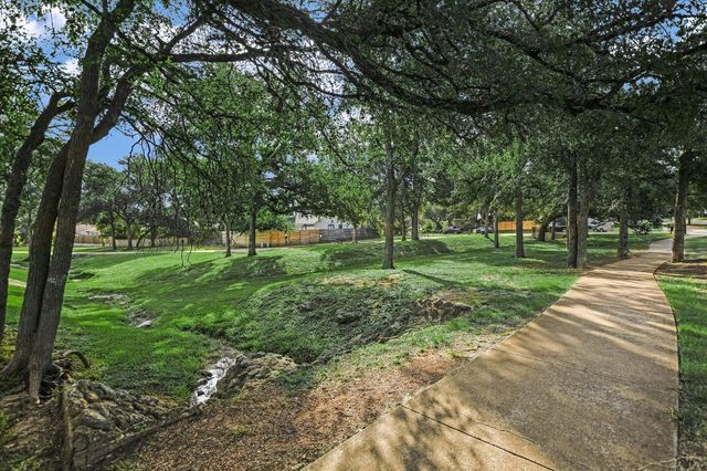 12006 Swallow DR, Austin, TX 78750