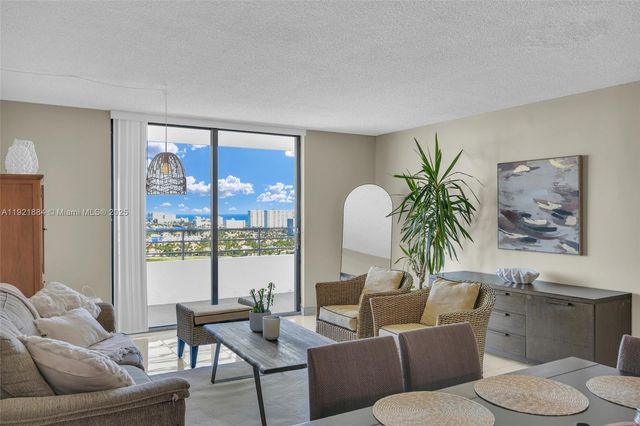 2500 Parkview Dr 2411, Hallandale Beach, FL 33009