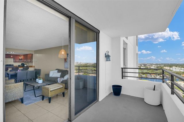 2500 Parkview Dr 2411, Hallandale Beach, FL 33009