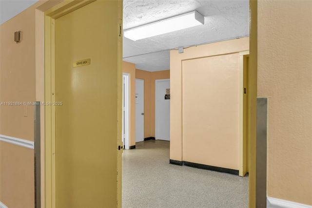 2500 Parkview Dr 2411, Hallandale Beach, FL 33009