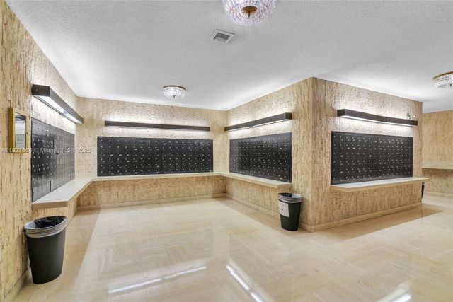 2500 Parkview Dr 2411, Hallandale Beach, FL 33009