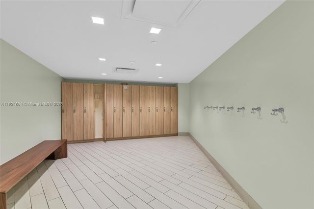 2500 Parkview Dr 2411, Hallandale Beach, FL 33009