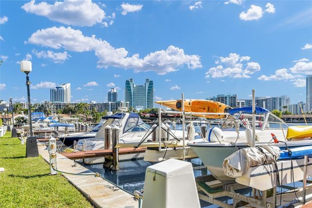 2500 Parkview Dr 2411, Hallandale Beach, FL 33009