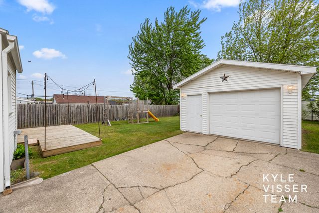 331 41st Street Sw, City Of Wyoming, MI 49548