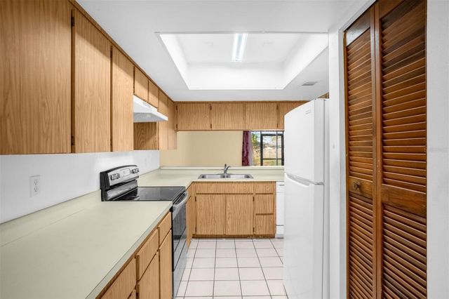 1822 FOXHALL CIRCLE 1822, Kissimmee, FL 34741