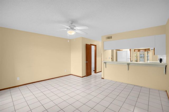 1822 FOXHALL CIRCLE 1822, Kissimmee, FL 34741