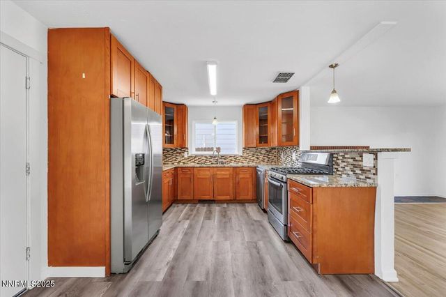 2801 Kings Row, Reno, NV 89503