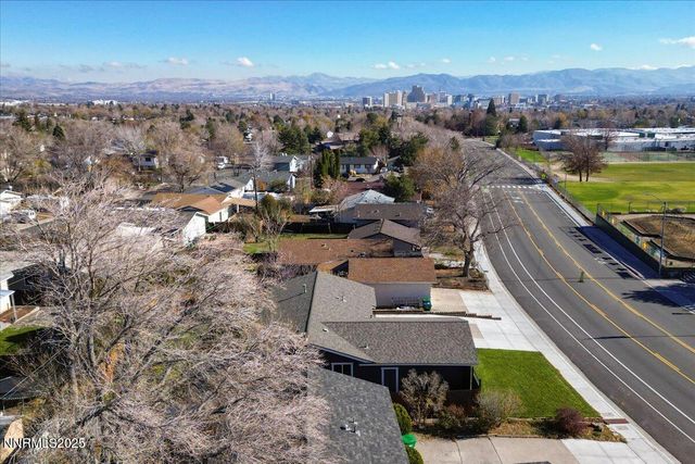 2801 Kings Row, Reno, NV 89503