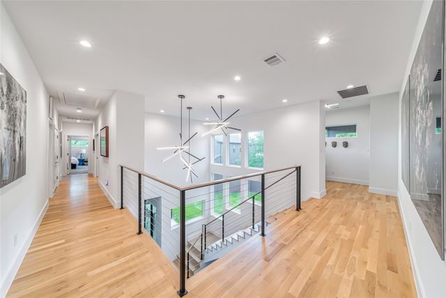 9753 Mixon Drive, Dallas, TX 75220