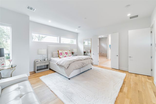 9753 Mixon Drive, Dallas, TX 75220
