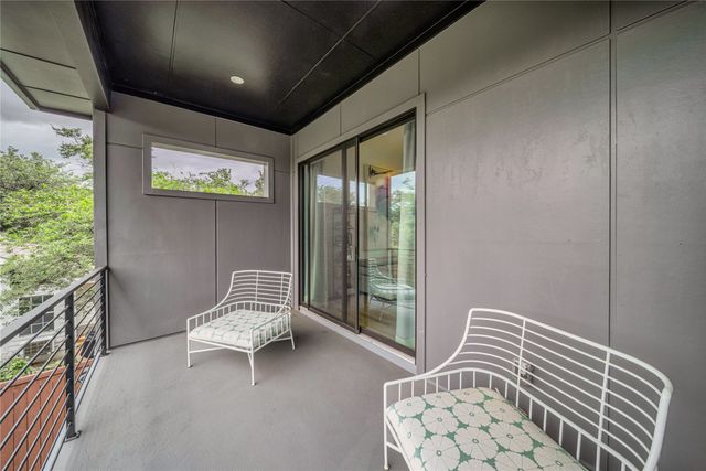9753 Mixon Drive, Dallas, TX 75220