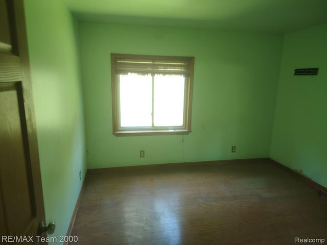 22500 Sumpter Road, Sumpter Township, MI 48111