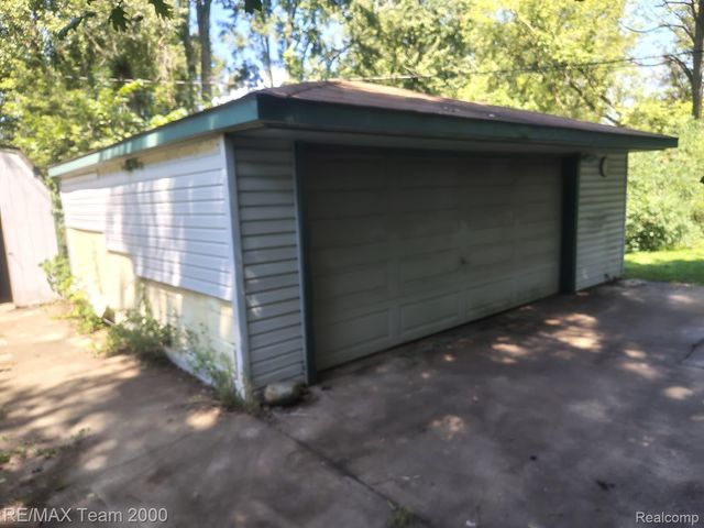 22500 Sumpter Road, Sumpter Township, MI 48111