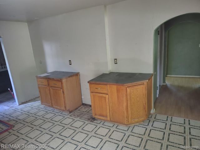 22500 Sumpter Road, Sumpter Township, MI 48111