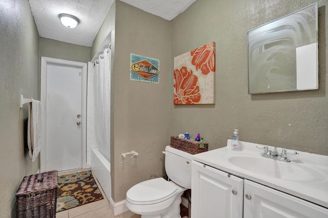 2161 NW 84TH Way, Sunrise, FL 33322