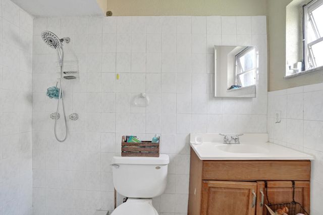 2161 NW 84TH Way, Sunrise, FL 33322