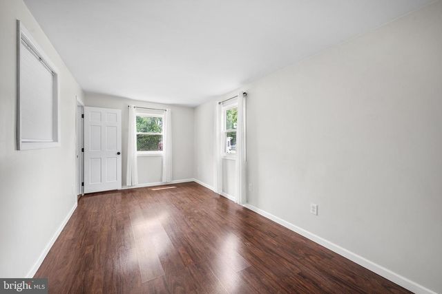 800 MOUNT RD, Burlington, NJ 08016