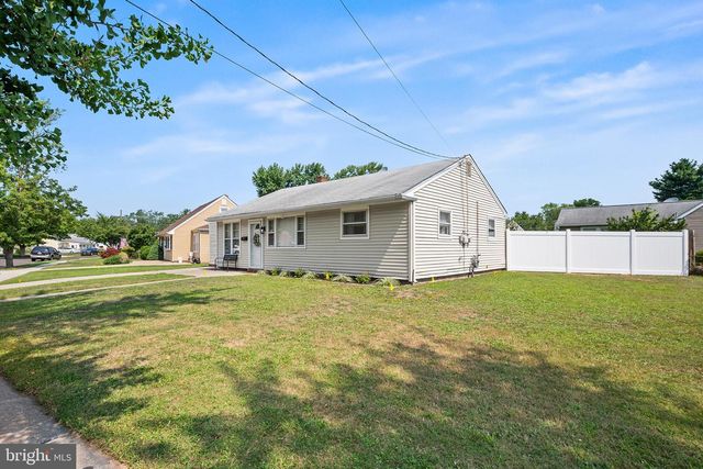 800 MOUNT RD, Burlington, NJ 08016