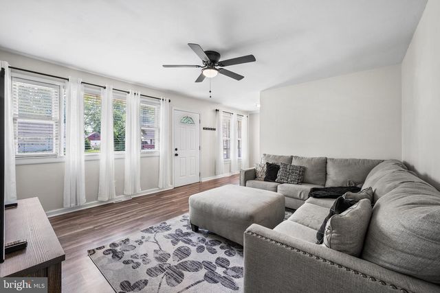 800 MOUNT RD, Burlington, NJ 08016