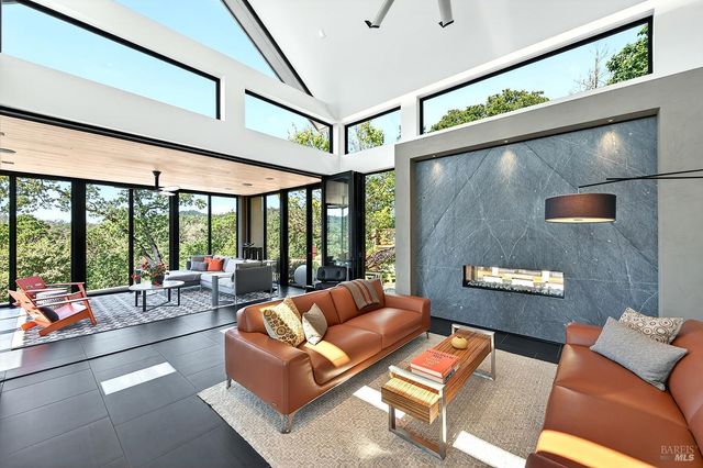 23200 Dutcher Creek Rd, Cloverdale, CA 95425