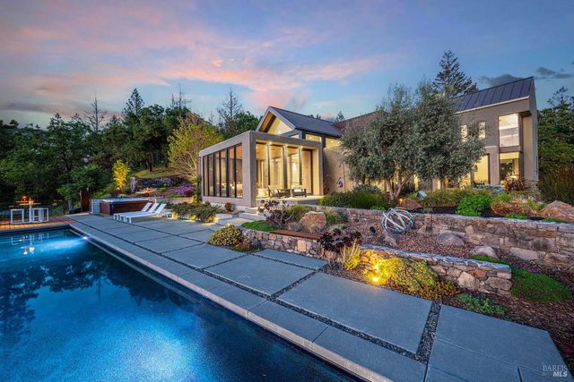 23200 Dutcher Creek Rd, Cloverdale, CA 95425