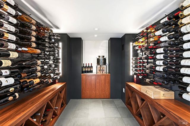 23200 Dutcher Creek Rd, Cloverdale, CA 95425