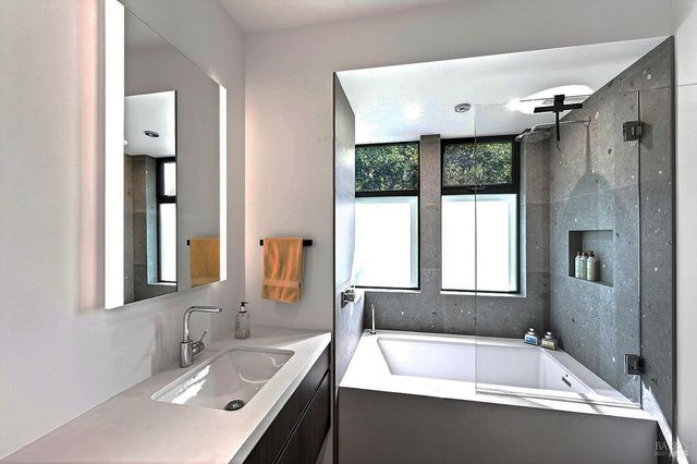 23200 Dutcher Creek Rd, Cloverdale, CA 95425