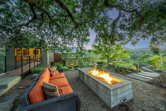 23200 Dutcher Creek Rd, Cloverdale, CA 95425