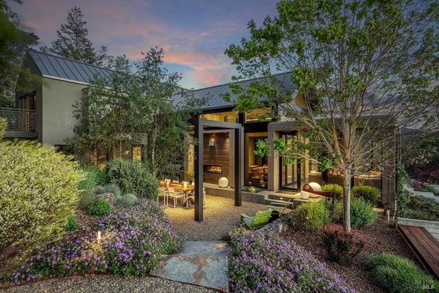 23200 Dutcher Creek Rd, Cloverdale, CA 95425