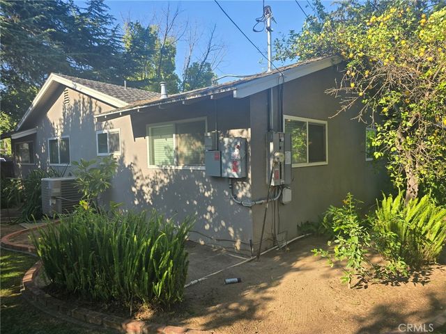 267 W Dovewood, Fresno, CA 93704