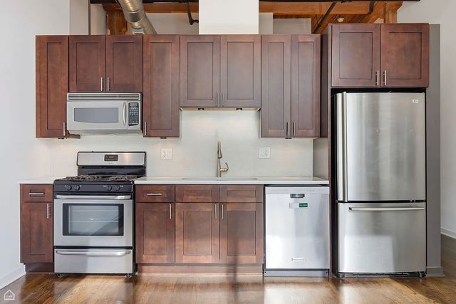 215 N Aberdeen Street 607B, Chicago, IL 60607