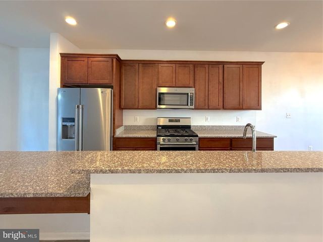 9604 WESBOURNE DR, Upper Marlboro, MD 20774