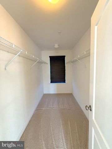 9604 WESBOURNE DR, Upper Marlboro, MD 20774